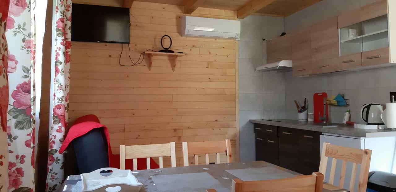 Bieszczadzki Zakamarek Villa Myczkowce Luaran gambar